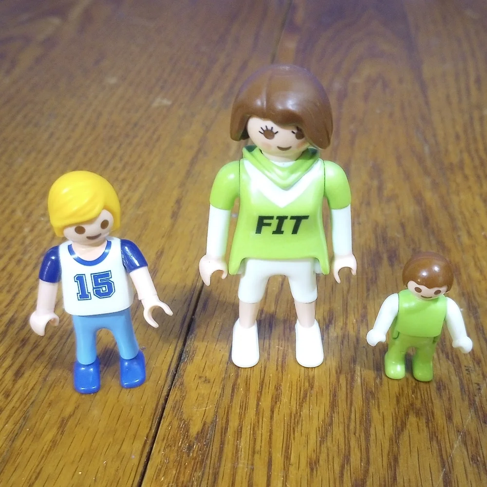 Vintage 1990s Geobra Playmobil Figures Lot of 11